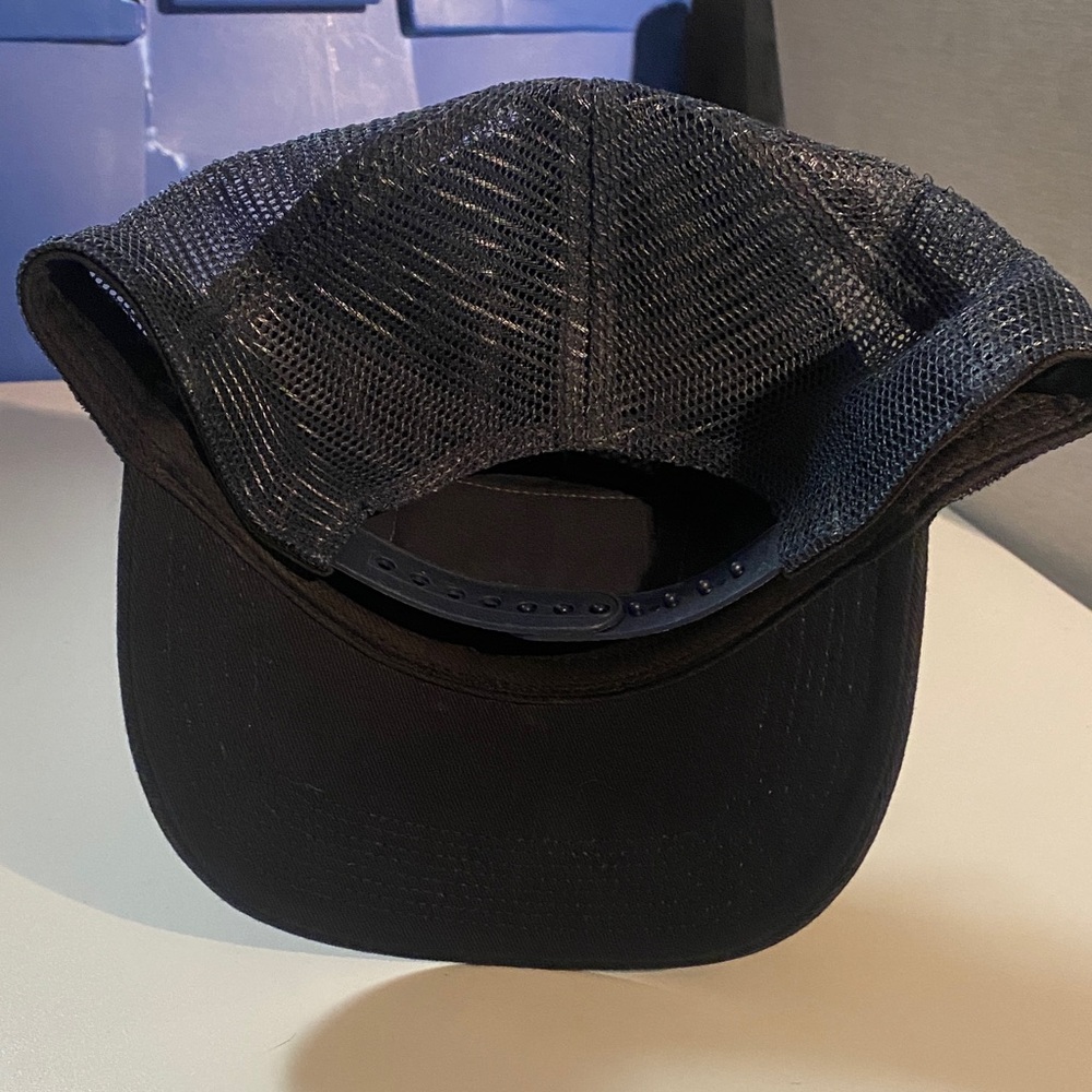 L.L. Bean Black and Yellow Vintage Patterned Men’s SnapBack Hat Cap - Picture 3 of 4